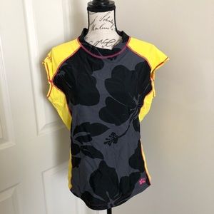 Hapari rash guard